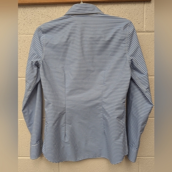 Chaps no iron size small button down shirt womens in periwinkle blue/white - Picture 2 of 11